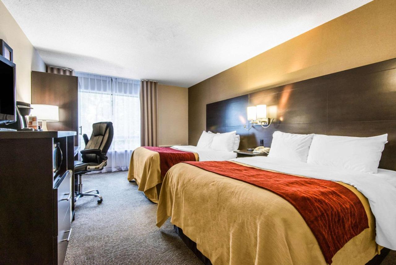 Comfort Inn Оуен Саунд Екстериор снимка