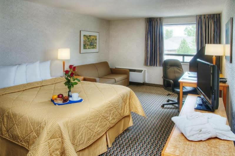 Comfort Inn Оуен Саунд Екстериор снимка